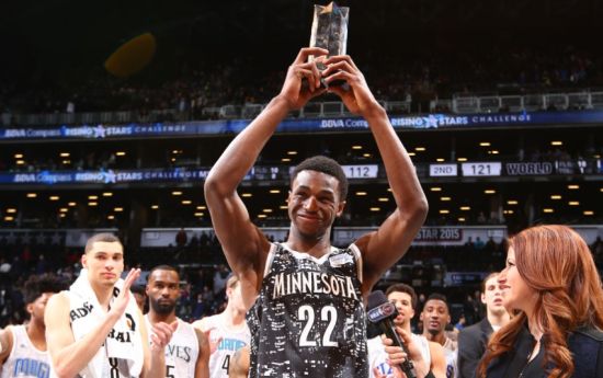 格拉斯纳：利物浦？我会在下个月开启和水晶宫的续约谈判（格拉斯纳回应利物浦传闻：下月将与水晶宫启动续约谈判）