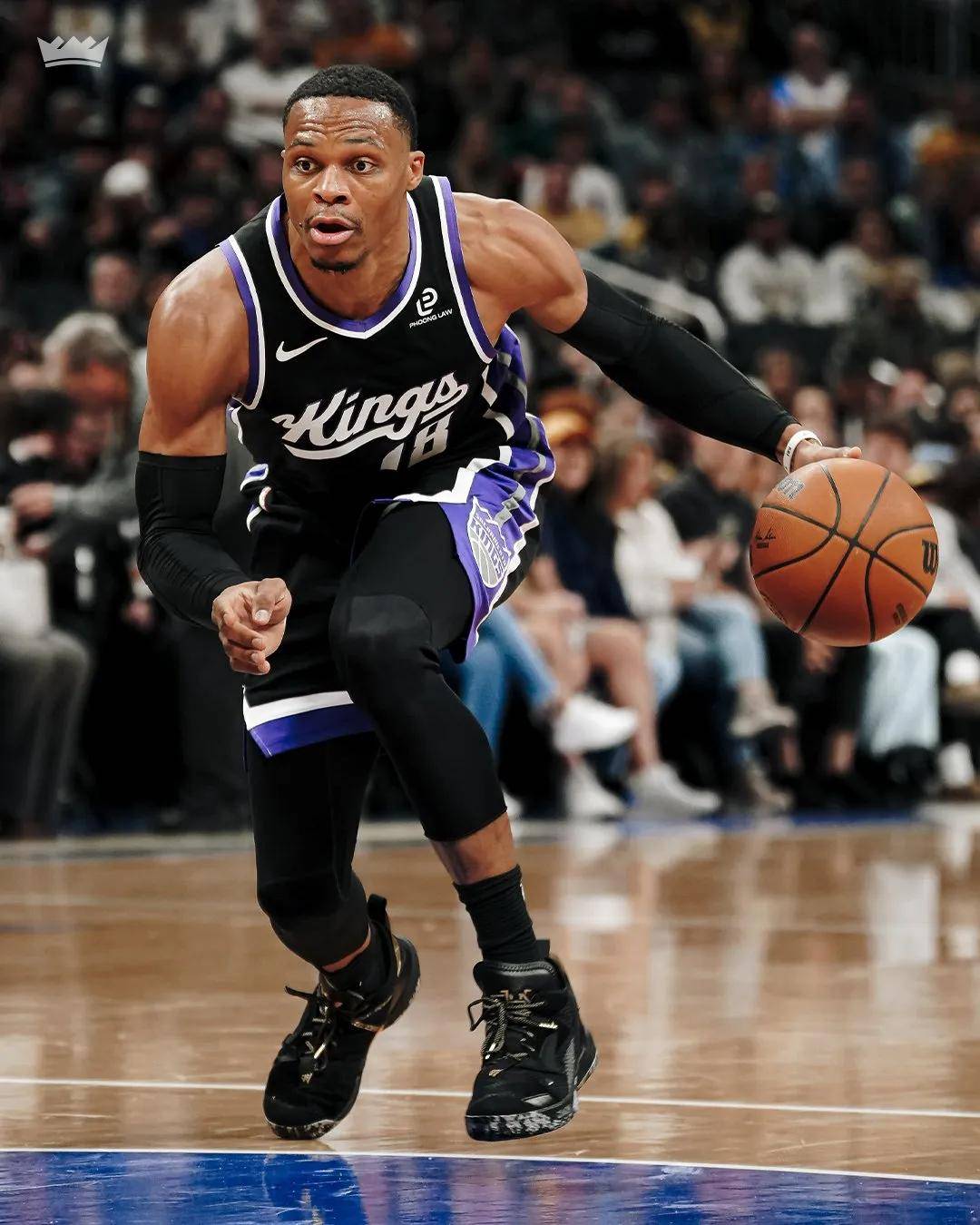 卡雷拉斯：我的位置是左边卫，但能适应教练在任何时候的要求（卡雷拉斯：主打左边卫，随时适应教练安排）