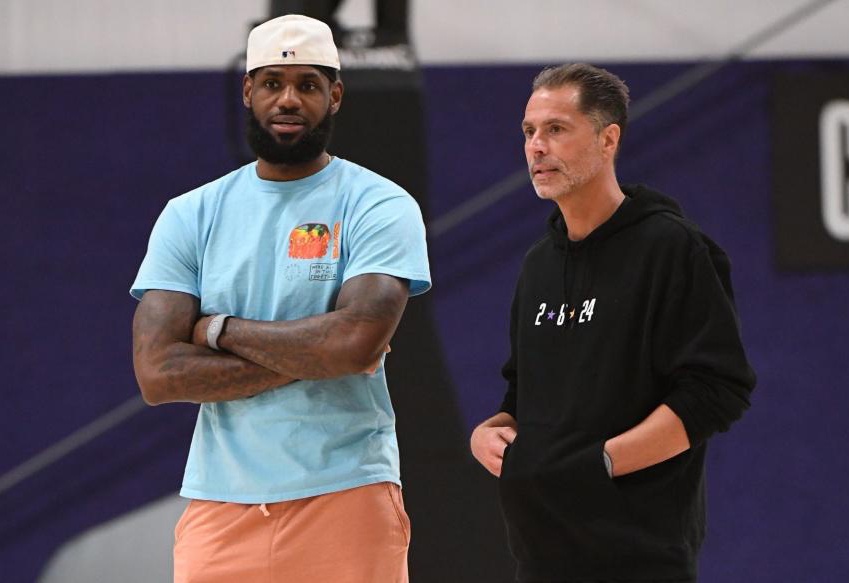 阿莫林：德利赫特这次伤病是小问题，他应该能出战下轮比赛（阿莫林：德利赫特伤势轻微，预计下轮可出场）