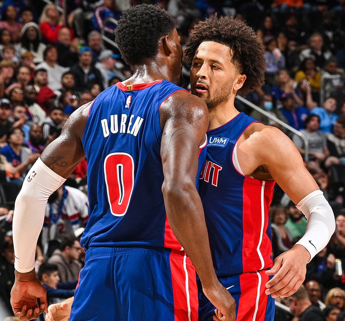 并非诺坎普首秀，世体：弗里克曾跟随拜仁在诺坎普踢过比赛（世体：弗里克早已随拜仁做客诺坎普，此行并非首秀）